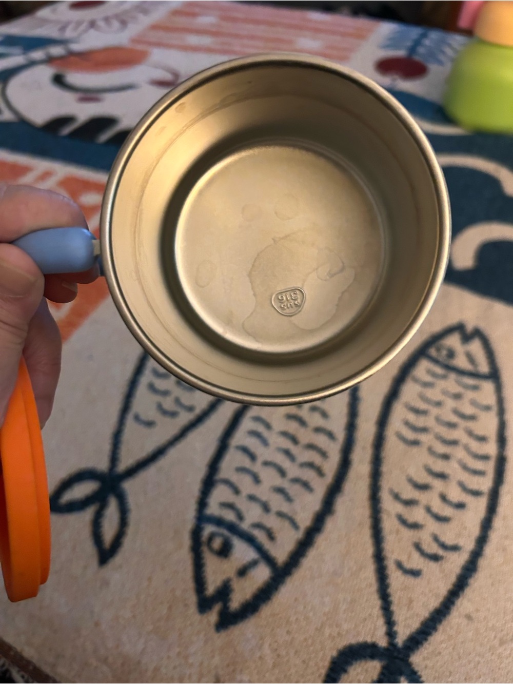 White Mug with Orange Lid and Light Blue Handle - Picture 6 of 10